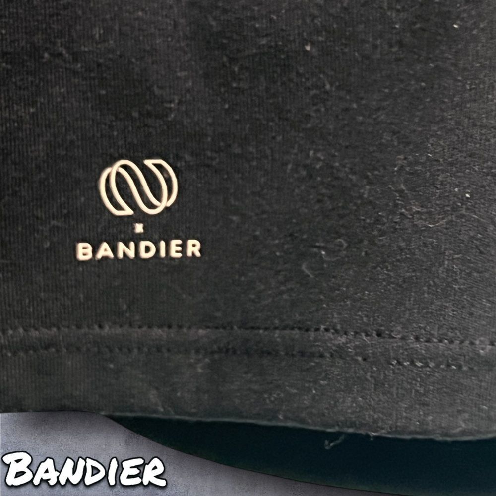 Preowned Women's Bandier Something Navy x Bandier Sports Bra - Black XS - Picture 7 of 8